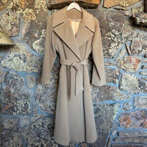 Vintage Rosewin 100% Pure Wool Belted Coat. Stevens Forstman Fabric. Medium